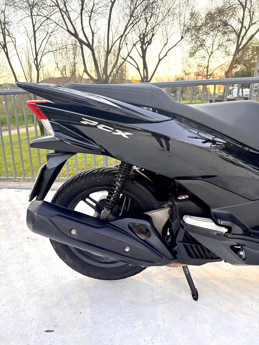 Honda PCX - ÓTIMO ESTADO