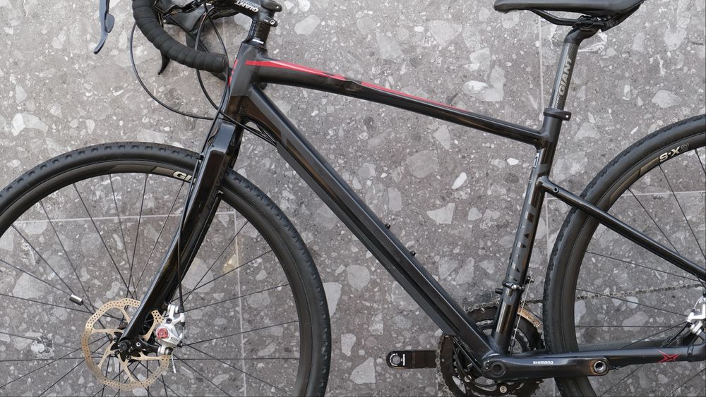 Гравійний велосипед Giant Revolt Shimano