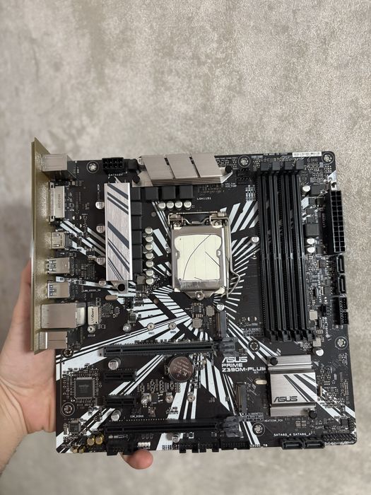 i7 8700k + z370 - купить компьютеры и комплектующие - Цена на OLX.ua