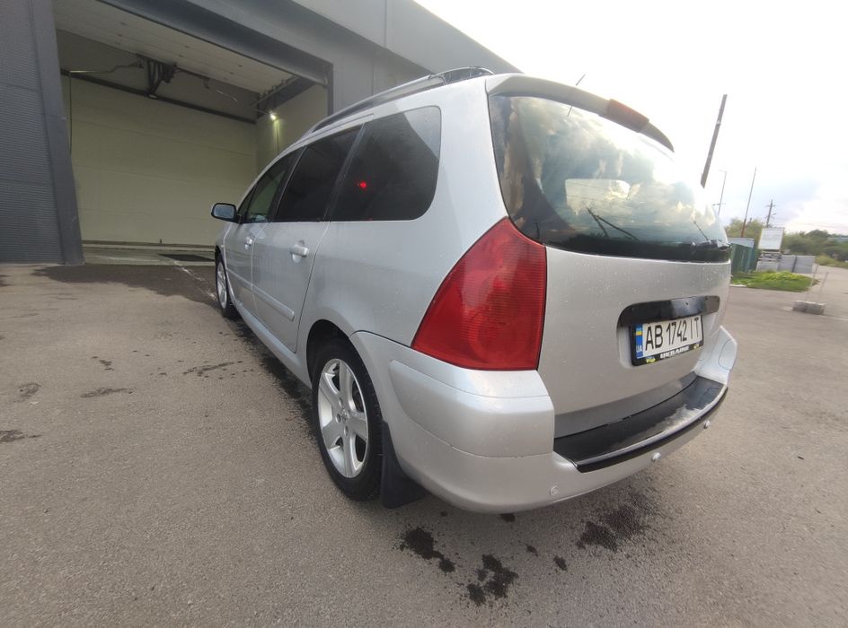 Продам Пежо 307    .