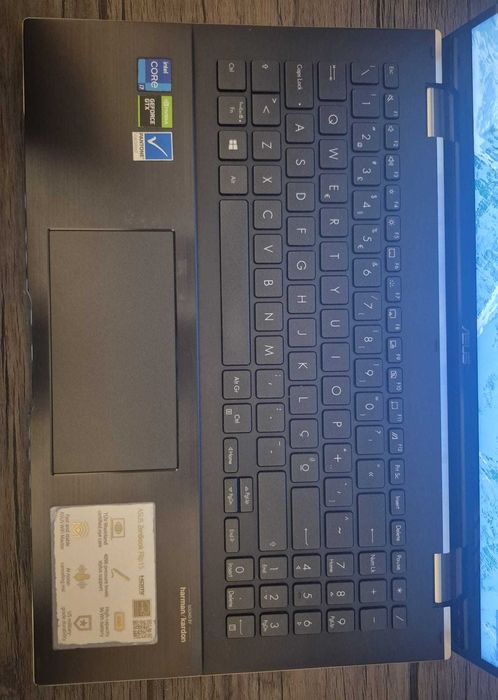 Portátil ASUS ZenBook i7-1165G7 16GB 1TB GTX1650 – Touch 15.6”
