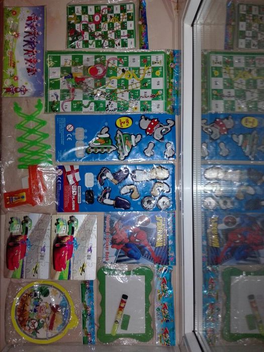 Игушки НОВЫЕ разные. Іграшки на подарунки/призи до свят! 60 шт.