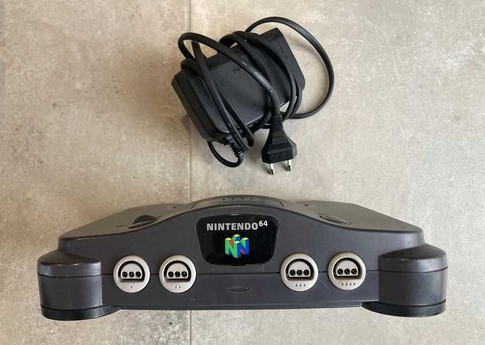 NINTENDO 64 em boas condições (aceito troca)
