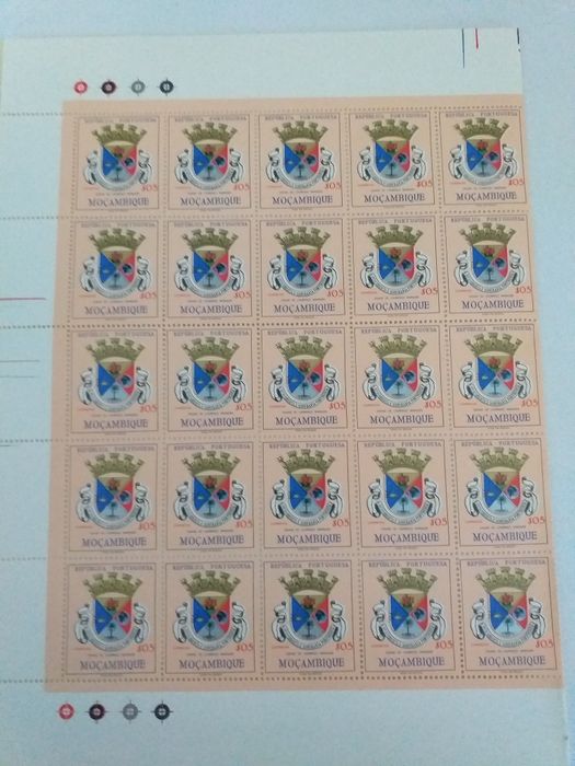 Folhas de selos das ex. colonias portuguesas