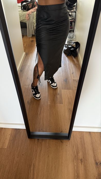 Saia justa lápis de napa NOVA Shein