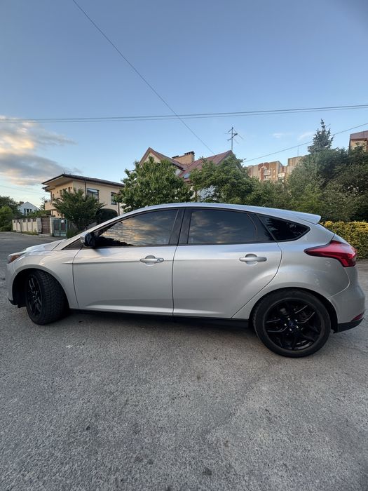 Ford Focus 2.0бензин 2016