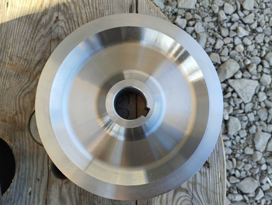 Łuparka świdrowa do drewna z kołem pasowym / stożek 100mm/ koło 200mm