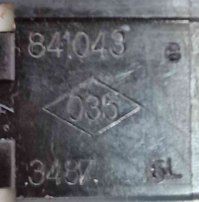Botão / Interruptor 4 Piscas 841043 - RENAULT MEGANE Scénic