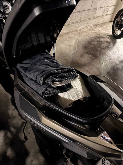 Maxi Scooter Cruisym 125