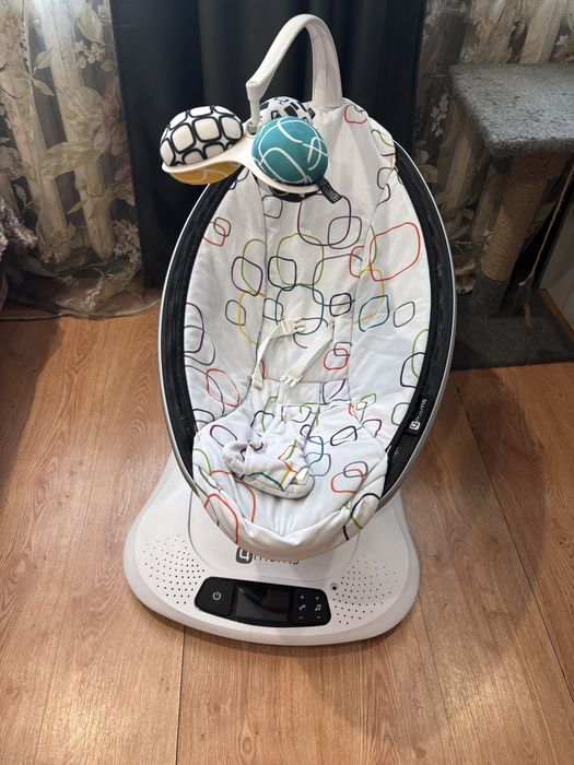 Заколисуючий центр 4moms mamaRoo