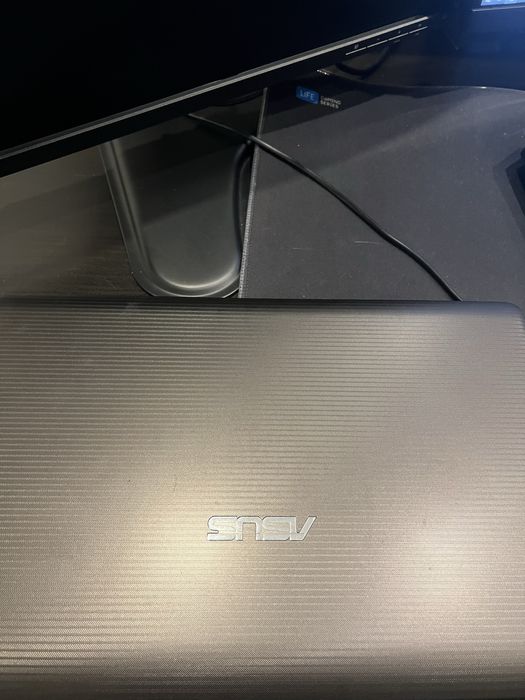 Portatil asus I5 8gb ram  1tb ssd