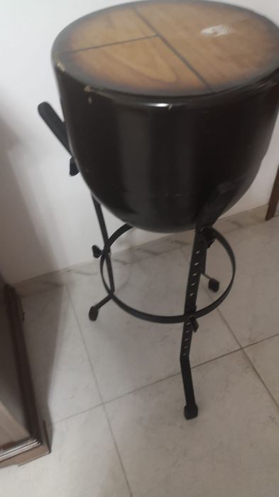 Tripla Conga de madeira da TOCA com stand