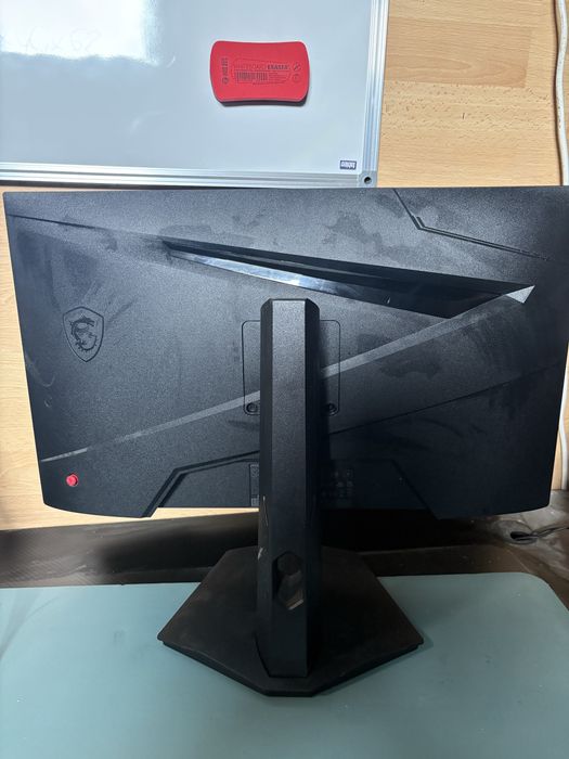 Monitor MSI 244f-e2    23,8”. 144 hz