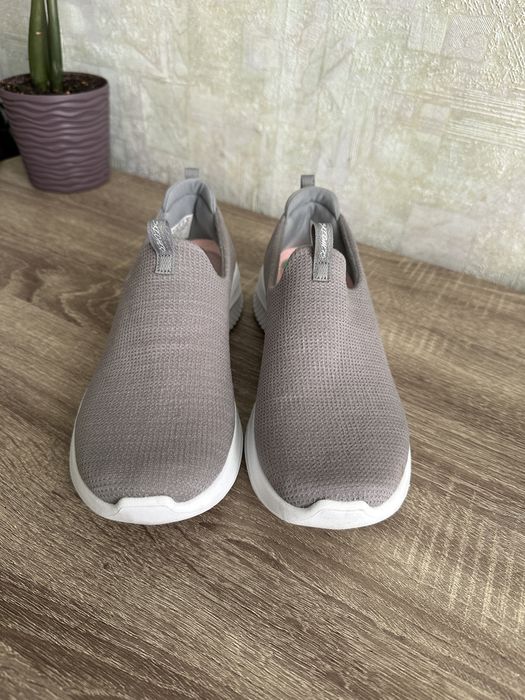 Фірмові мокасини Skechers