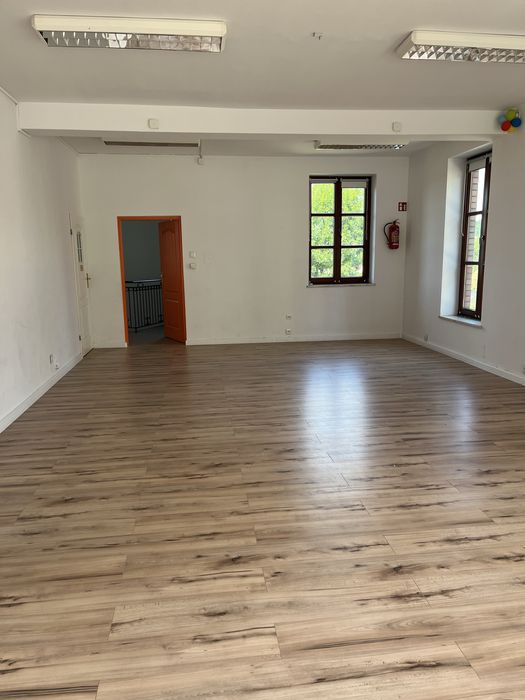 Lokal użytkowo-usługowy  pod wynajem