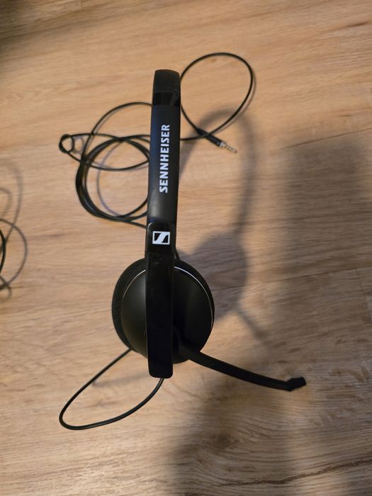 Гарнитура Jabra. Sennheiser