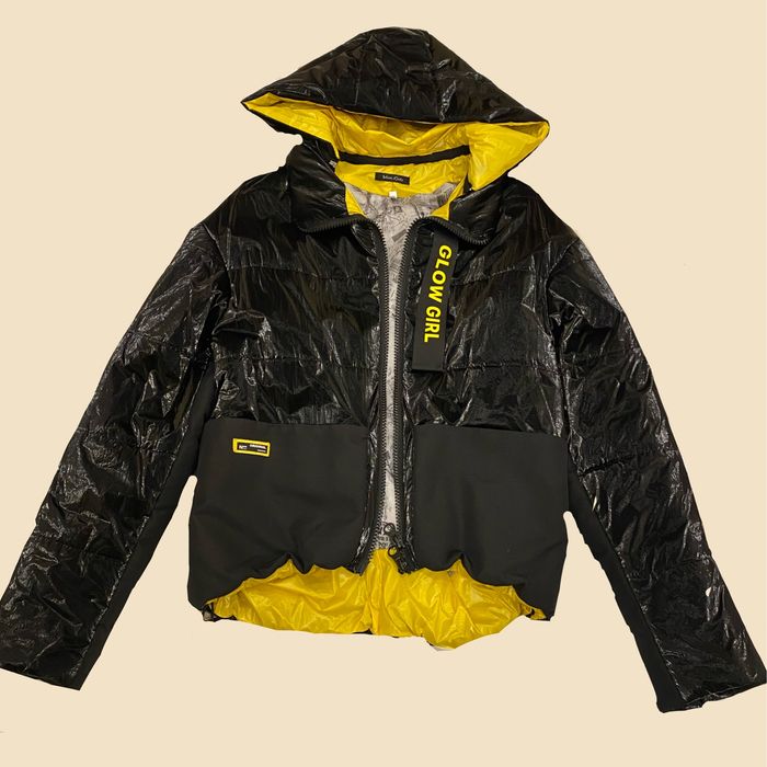 Куртка на дівчинку 164 ріст . 500 грн (торг)