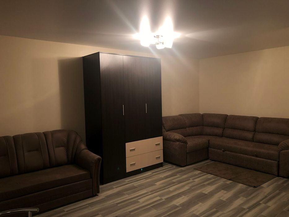 2км кв. Центр. Авто. Жд вокзали . 1200 за добу.