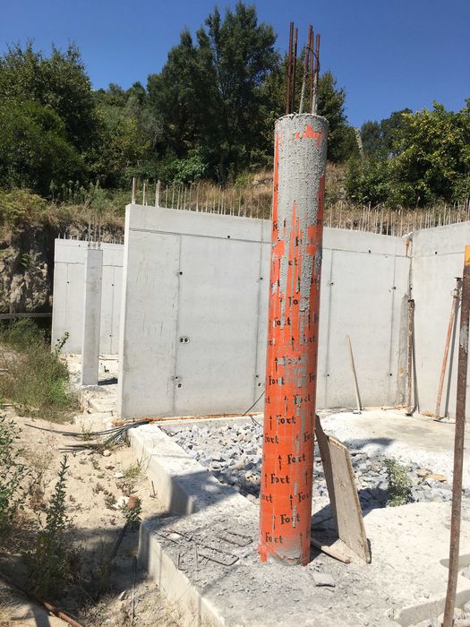 Quinta com 3 casas e vista de rio em Penafiel