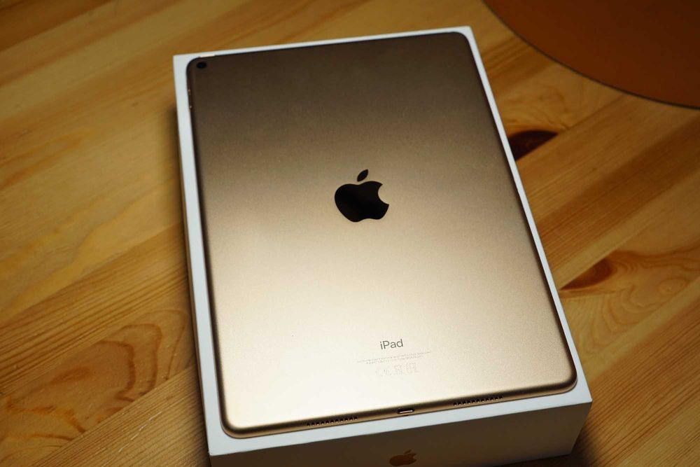 Apple iPad Air WiFi 64GB Gold - 3 generacji A2152