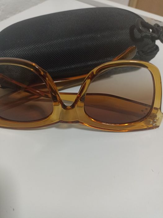 Окуляри сонцезахисні. Оригінал
