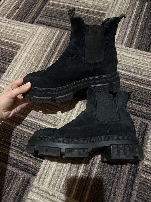 Ботинки  челсі осінь весна демі 39 розмір 25,5 см