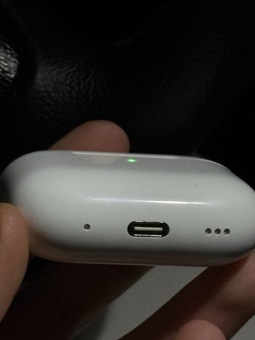 Apple  AirPods Pro 2 єпл,(2025 gen ANC ,підтримка MagSafe,