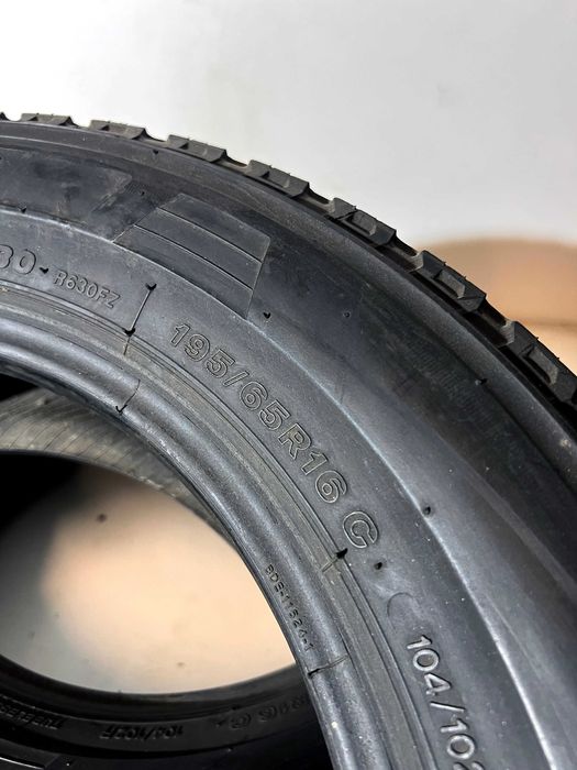 Pneus Bridgestone Duravis R630 - 195/65/16C - Excelentes