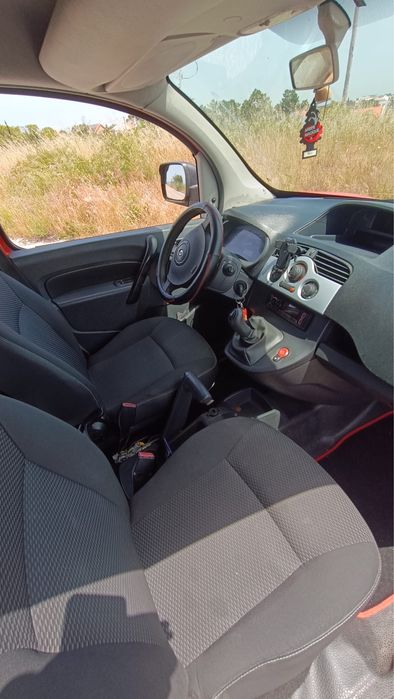 Renault cangoo  revisao feita