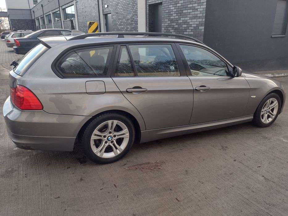 BMW E91 BMW 3 Lift Hak Xenony  Navigacja