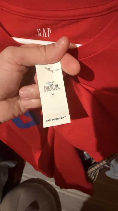 Футболки puma, gap, levis