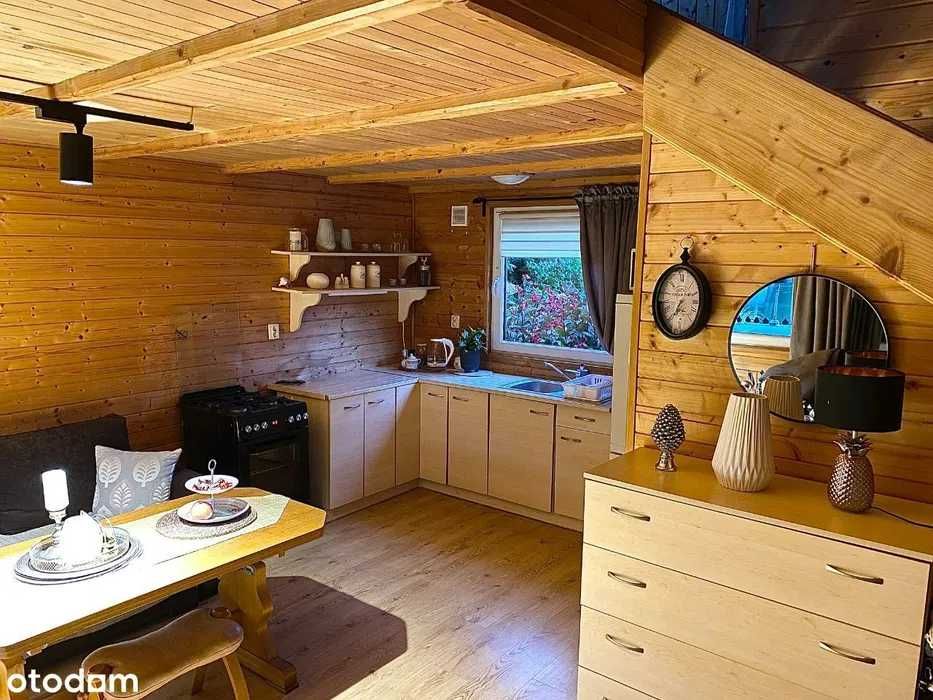 Domek letniskowy z prywatnym zejściem do jeziora