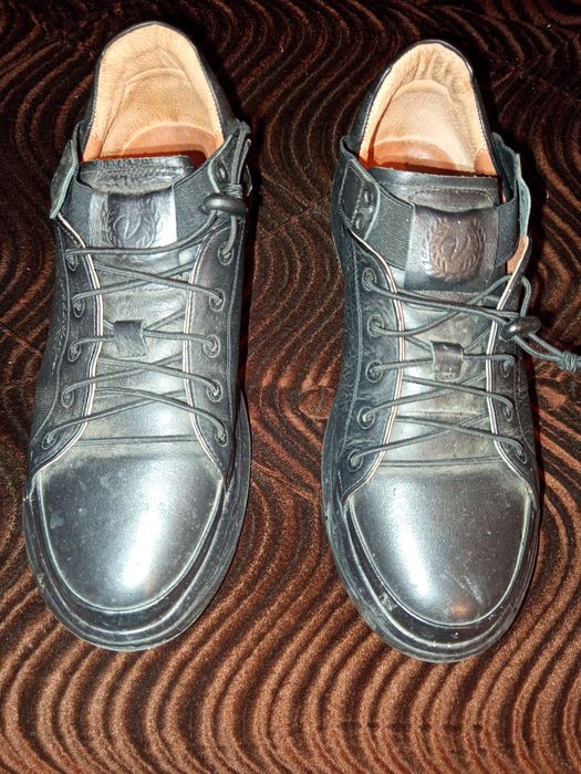 Продам таке взуття