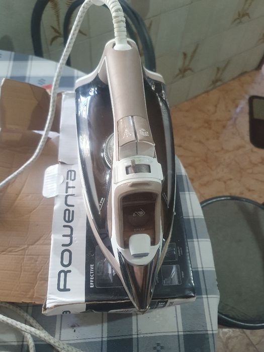 Ferro de engomar Rowenta Focus excel DC1530D1/AMO