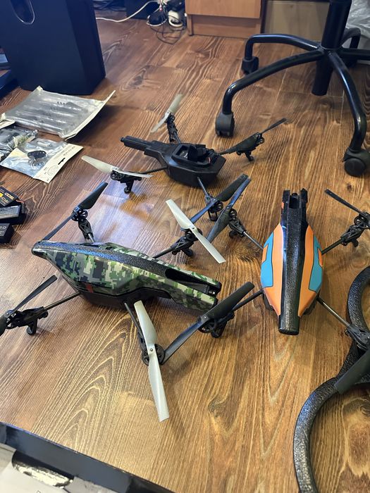 Ogromny pakiet dronów Ar Drone 2.0 co najmniej 3 drony sprawne od razu
