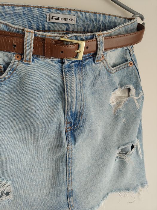 Spódniczka mini 32 jeansowa jeans XXS dziury