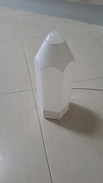 Candeeiro LED Ikea de mesa, multicor como Novo