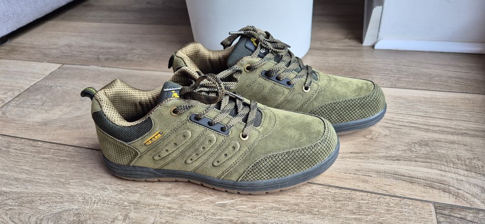 Buty sportowe 42 unisex