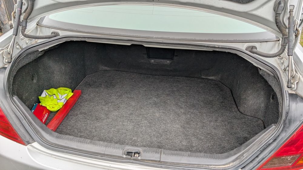 Продам Нісан тіана