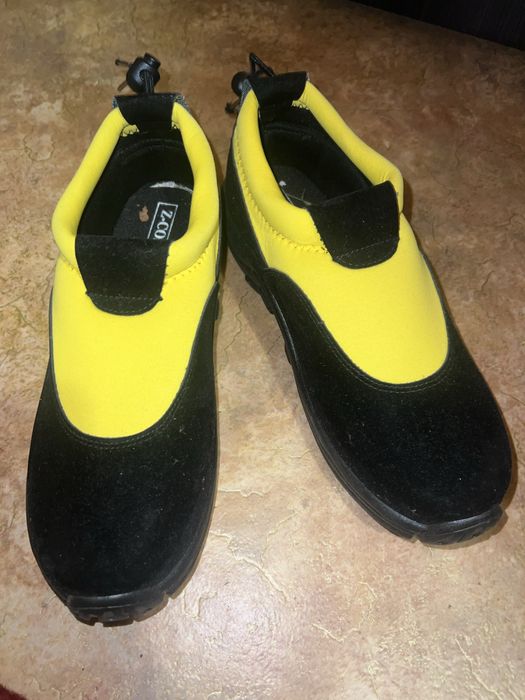 Кеди/мокасини 40 розмір