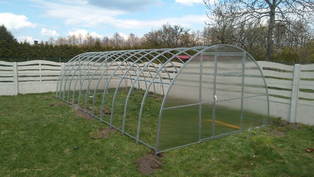 Szklarnia z poliwęglanu Tunel 3,5x2-12m profile 20x40 POLIWĘGLAN 4-8mm