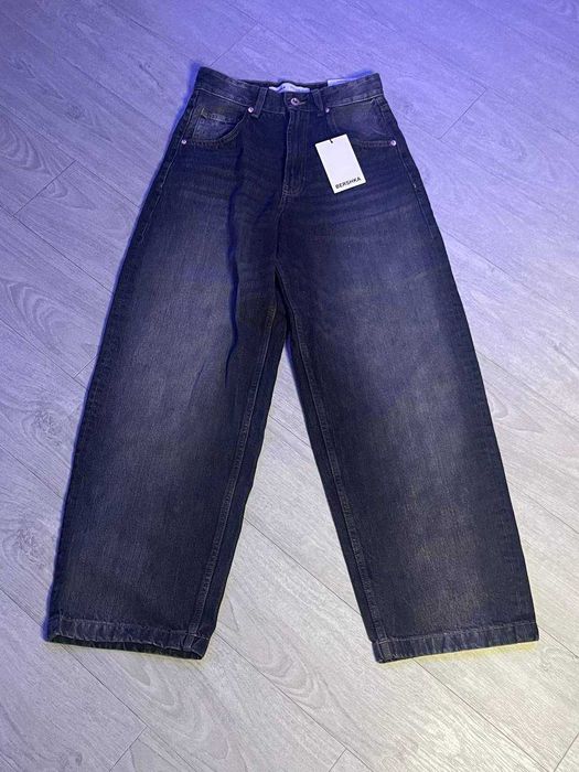 Bershka Super Baggy (eur 34)