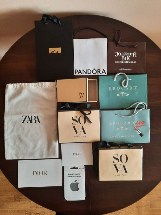 Упаковки для подарков Sova Pandora Dior Apple