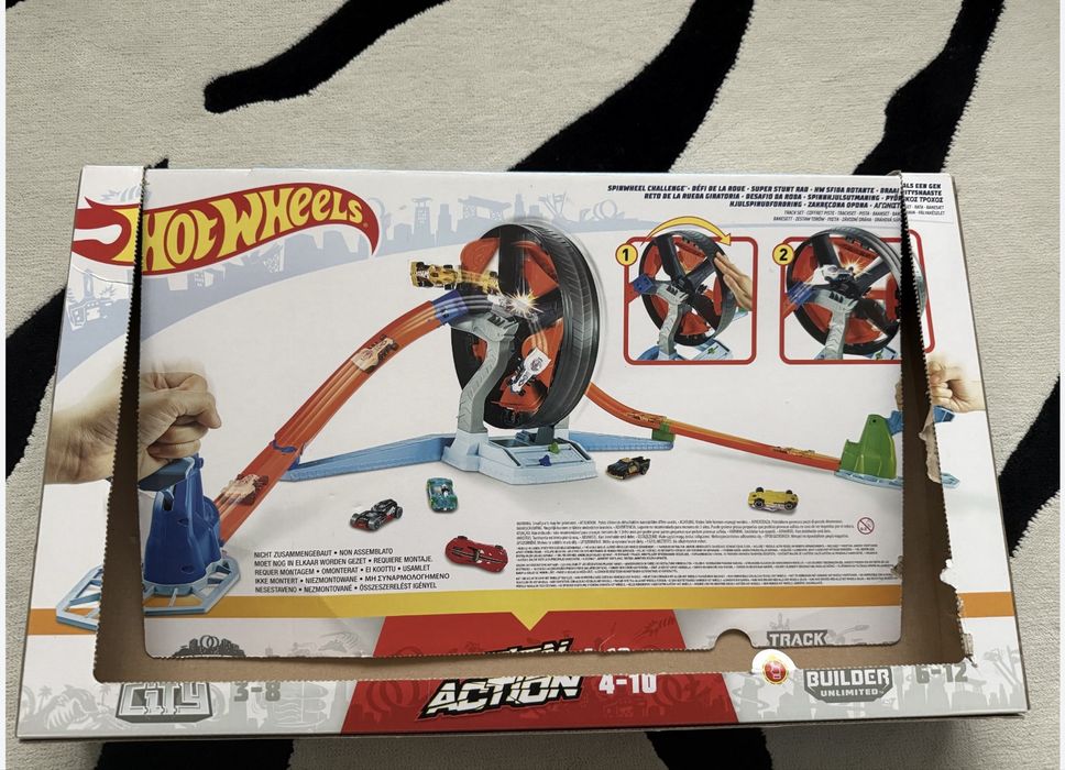 Трек HotWheels Вертиколо