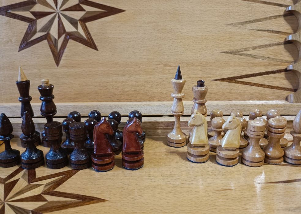 Шахи та нарди ручної роботи