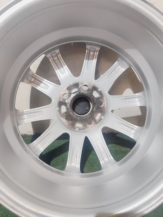 Felgi aluminiowe Autec 17" 7.5J et51 5x108 Ford Volvo