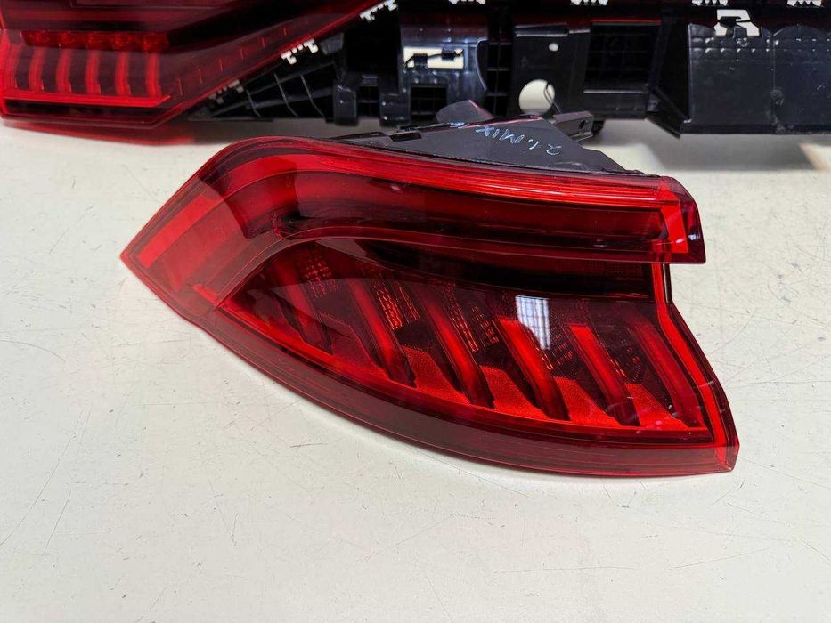 Задні ліхтарі стопи Audi Q8 4M — повний комплект FULL LED HIGH максимальні оригінал