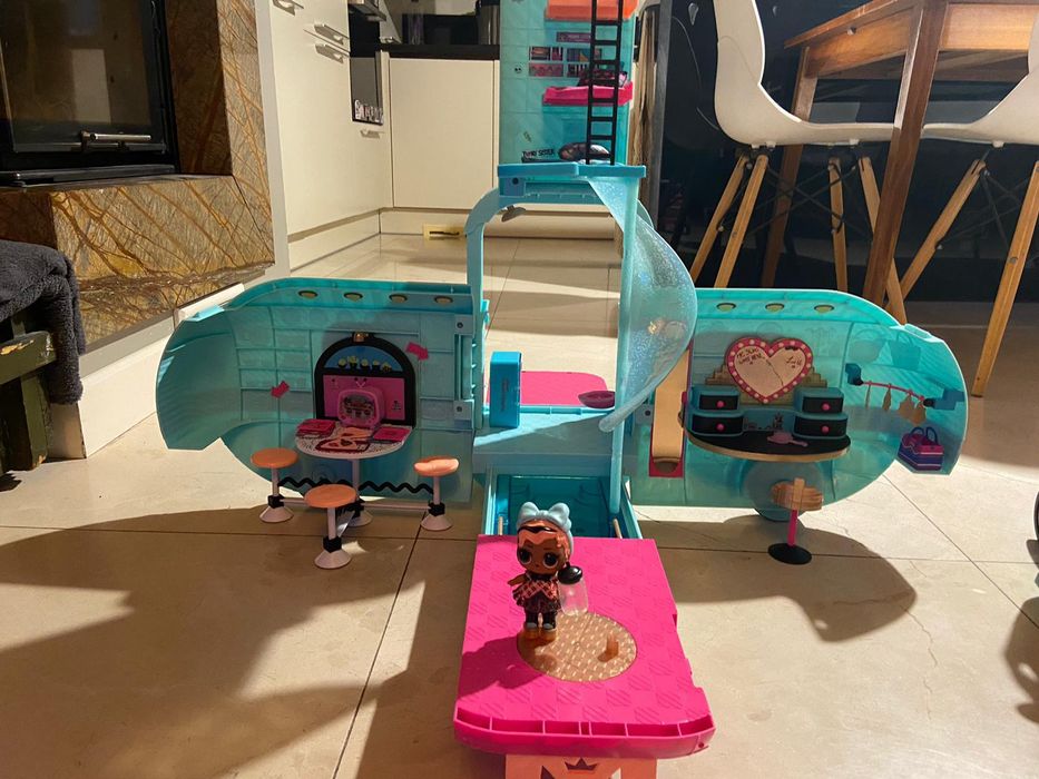 Kamper laleczek lol suprise