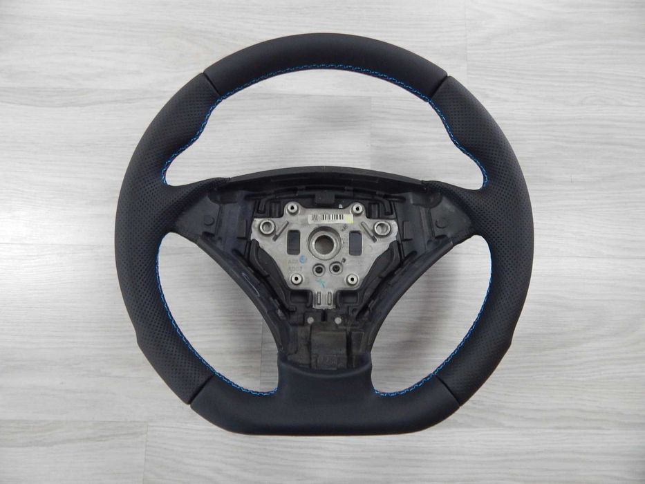 BMW E60 E61 - kierownica Sport 03-04r. odpalana na kluczyk