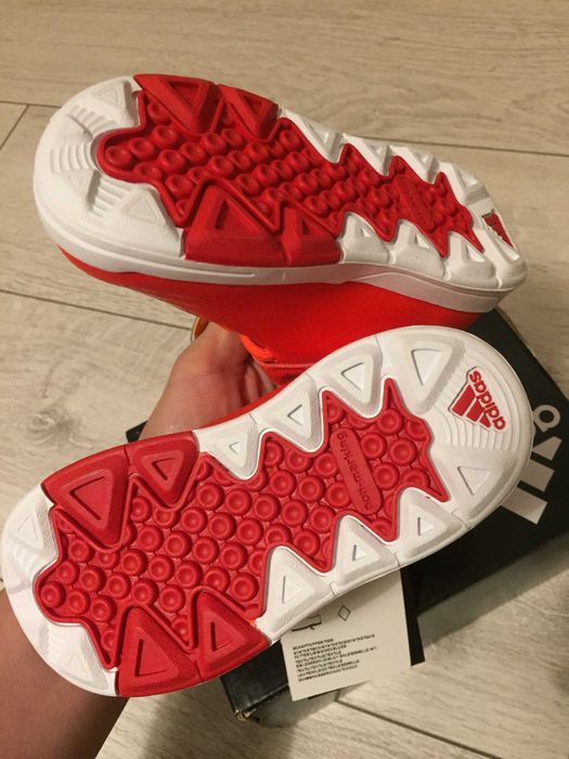 Adidas 24 nowe z metkami cale ze skóry